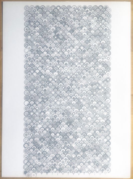 Binary clam shells, black on white, shuffled, 10 bits